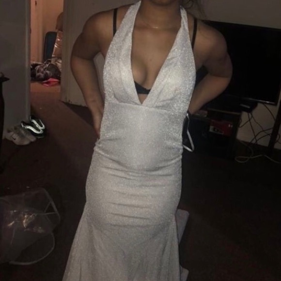 Prom dress - Picture 1 of 2